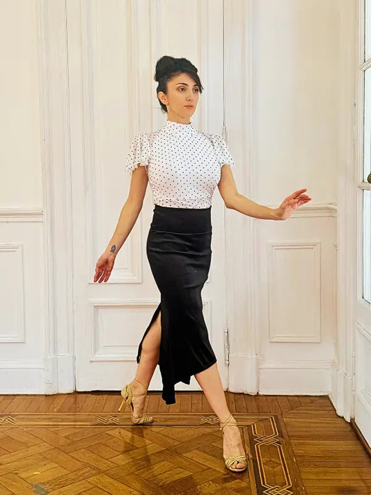 Conjunto blanco y negro – Top Americano y Falda Smoking