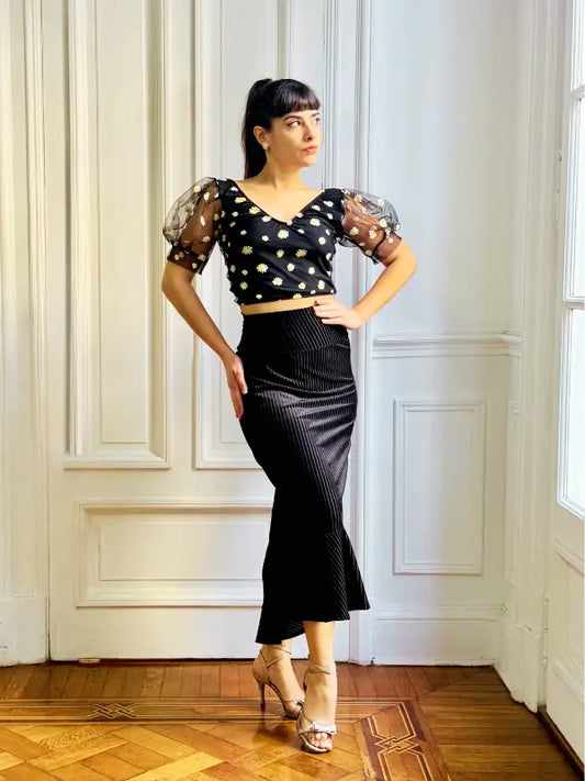 Conjunto margarita negro – Top Tokio y Falda Smoking